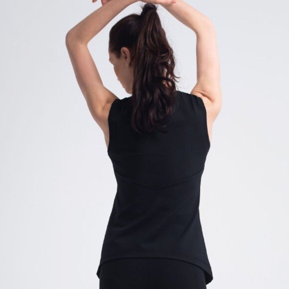 Zarely Sasha Athleisure Overlap Top - Picture 2 of 2